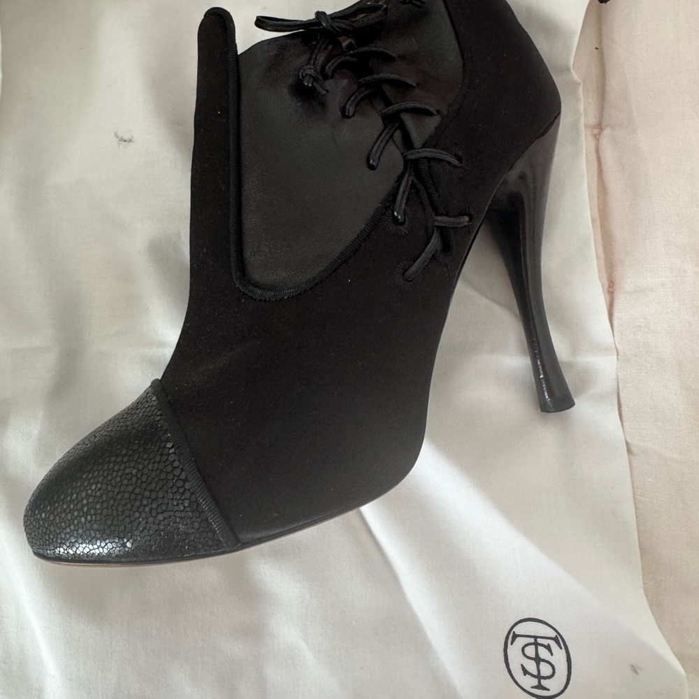 Booties - Picture 2 of 7